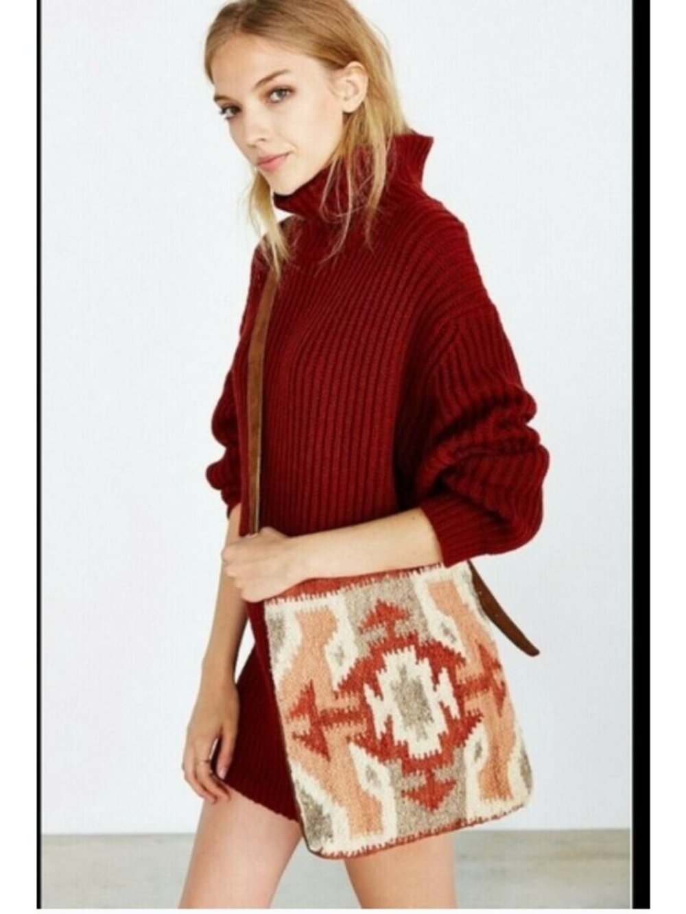 STELA 9 Woven Crossbody Bag‎
